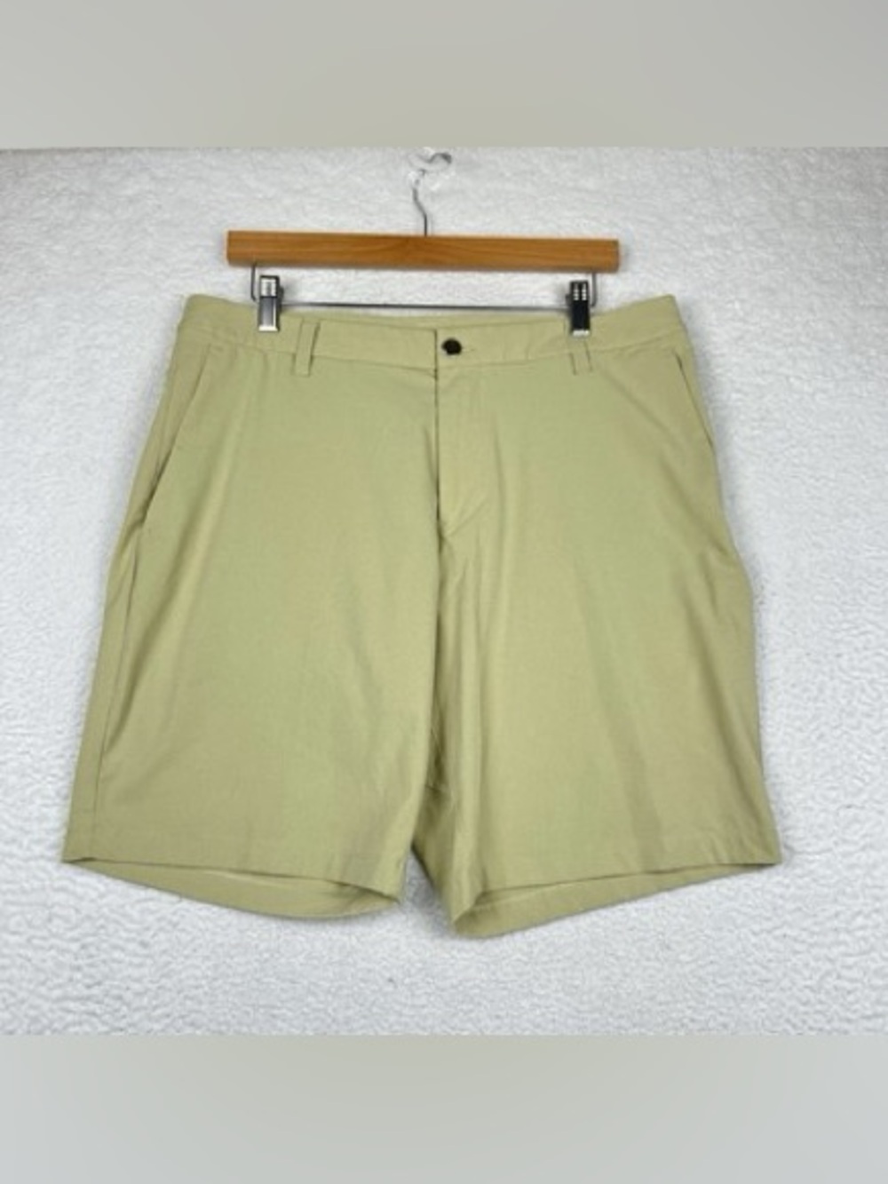 LULULEMON  Yellow Green Commission Shorts Classic 7" Men's 34